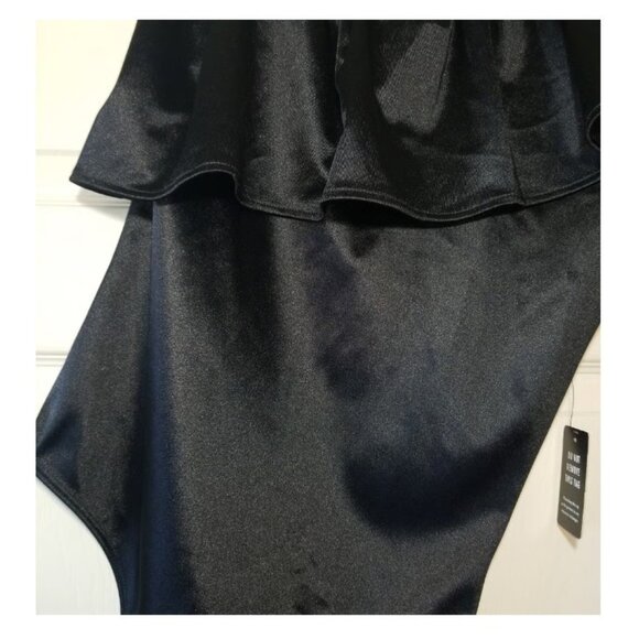 Express one shoulder Women's Black Bodysuit Off the Shoulder Satin Bodys - Picture 4 of 7